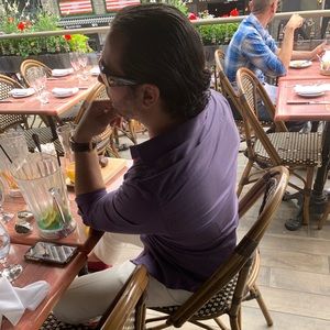 Meet your Posher, Luis